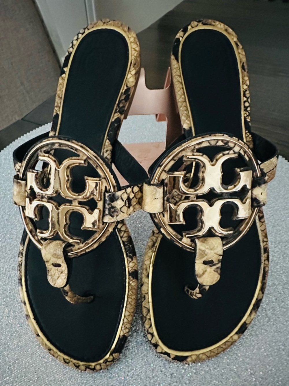 Tory Burch Miller Snake-Print Logo Thong Sandals in Gold/Black